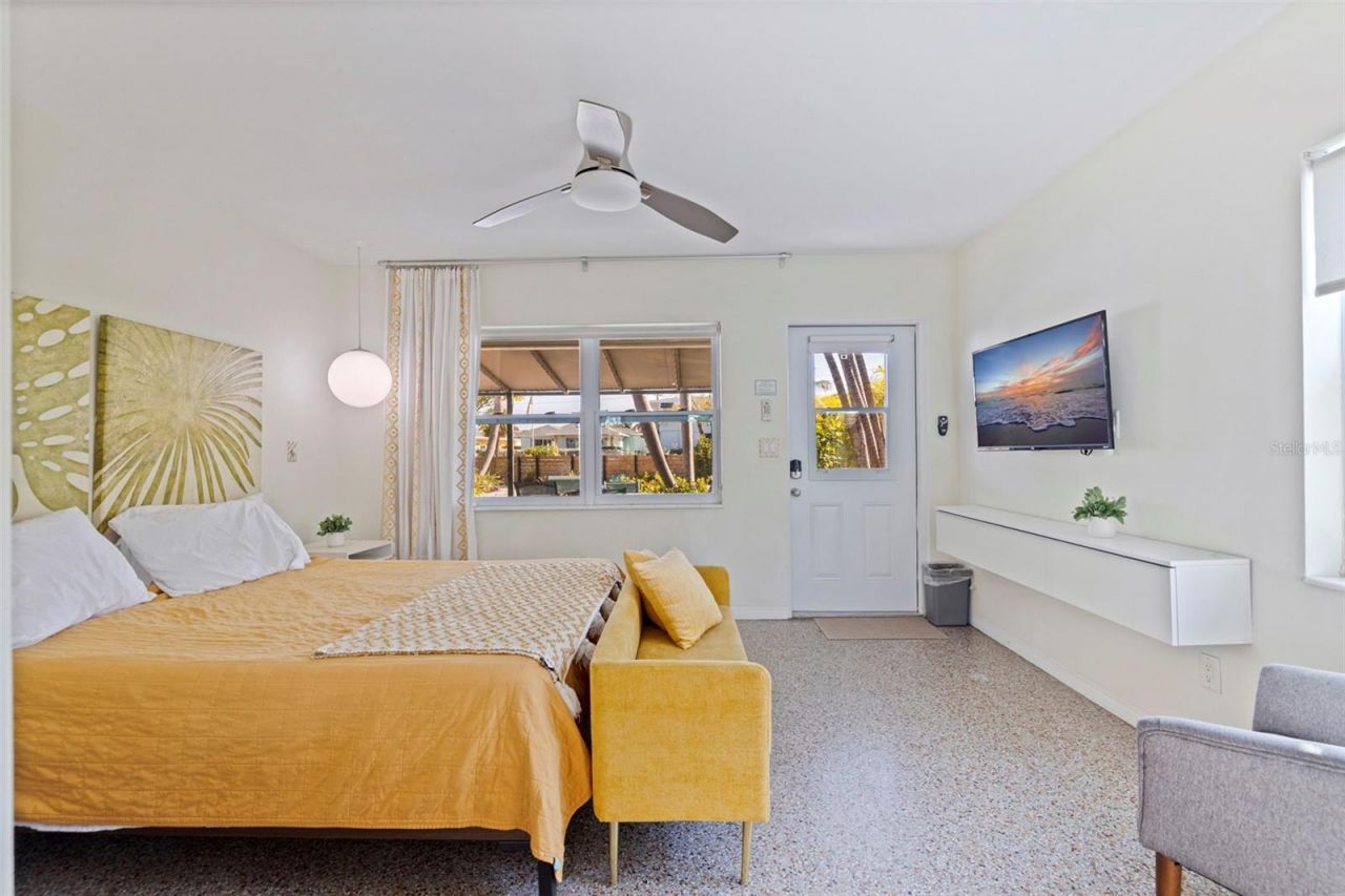 627 70th Avenue, Saint Pete Beach, FL 33706 Photo