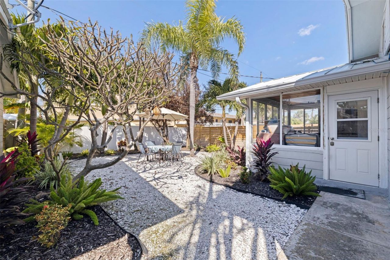 627 70th Avenue, Saint Pete Beach, FL 33706 Photo