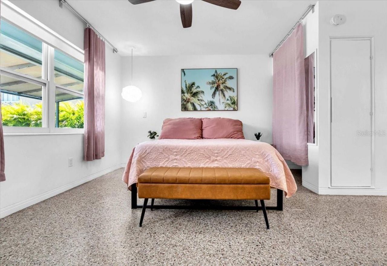 627 70th Avenue, Saint Pete Beach, FL 33706 Photo