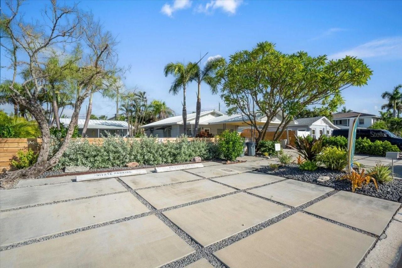 627 70th Avenue, Saint Pete Beach, FL 33706 Photo