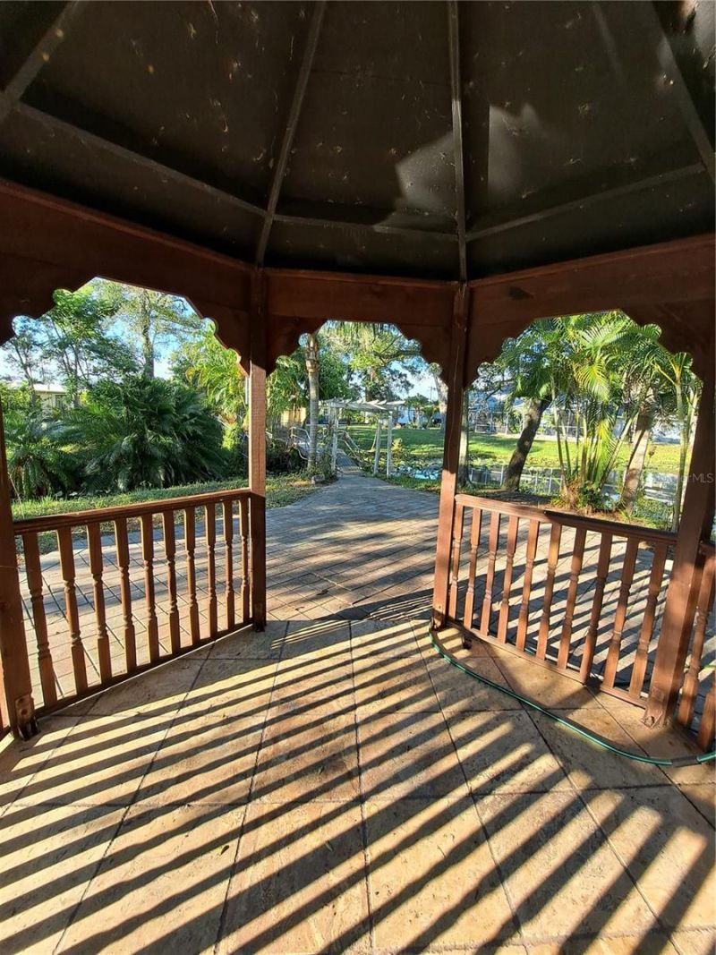 6050 57th, Saint Petersburg, FL 33709 Photo