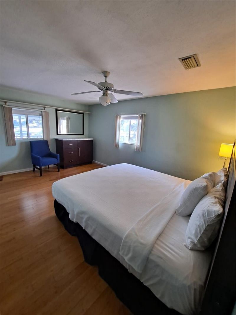 6050 57th, Saint Petersburg, FL 33709 Photo