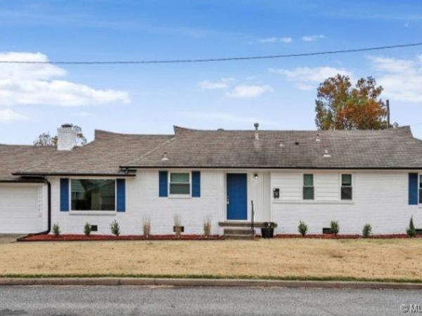 5921 S Sandusky Avenue, Tulsa, OK 74135