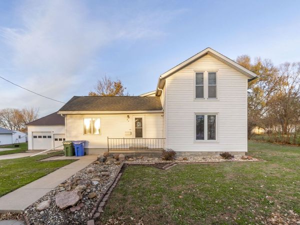 44 Charles City Road, Nashua, IA 50658