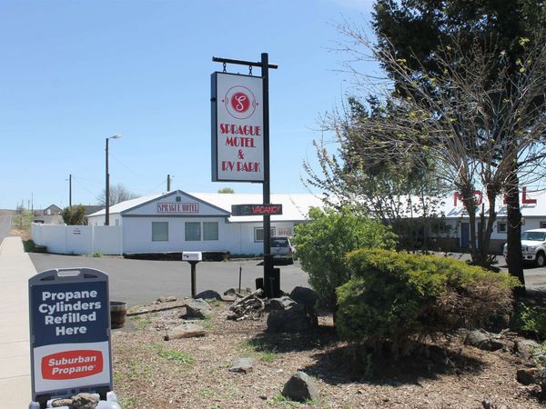 312 E 1st St, Sprague, WA 99032