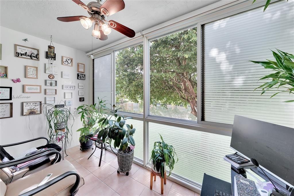 9281 Sunrise Lakes Boulevard, Unit 212, Sunrise, FL 33322 Photo