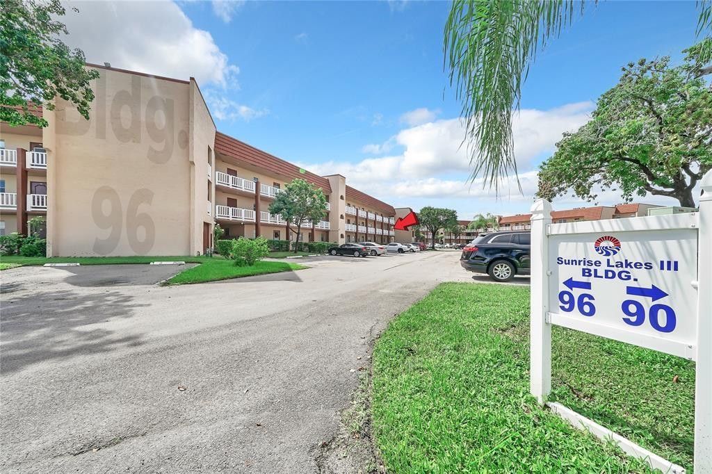 9281 Sunrise Lakes Boulevard, Unit 212, Sunrise, FL 33322 Photo