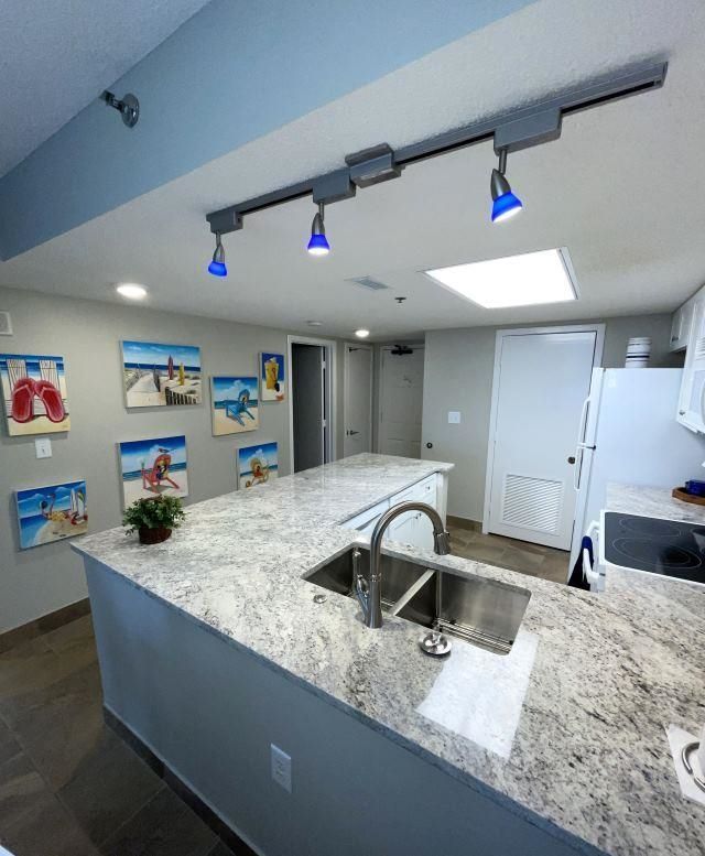 161 Seawatch Dr. Photo 5