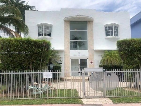 1526 Pennsylvania Ave, Unit 19, Miami Beach, FL 33139