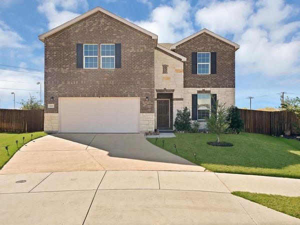 820 Lemongrass Court, Fort Worth, TX 76131
