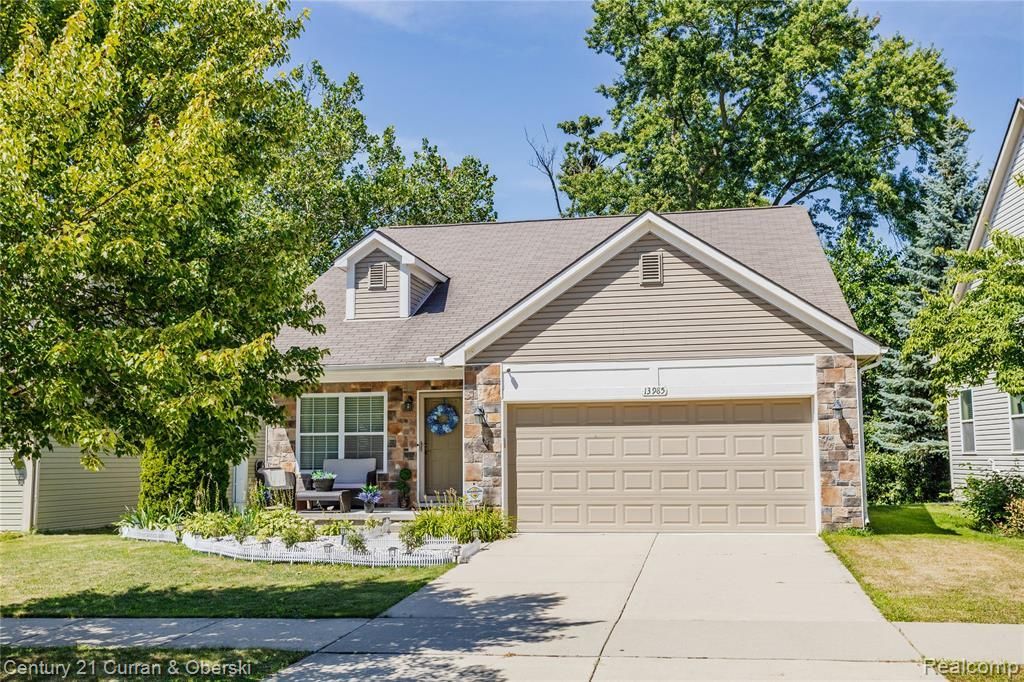 13985 Breakfast Drive, Redford Township, MI 48239 Main Photo