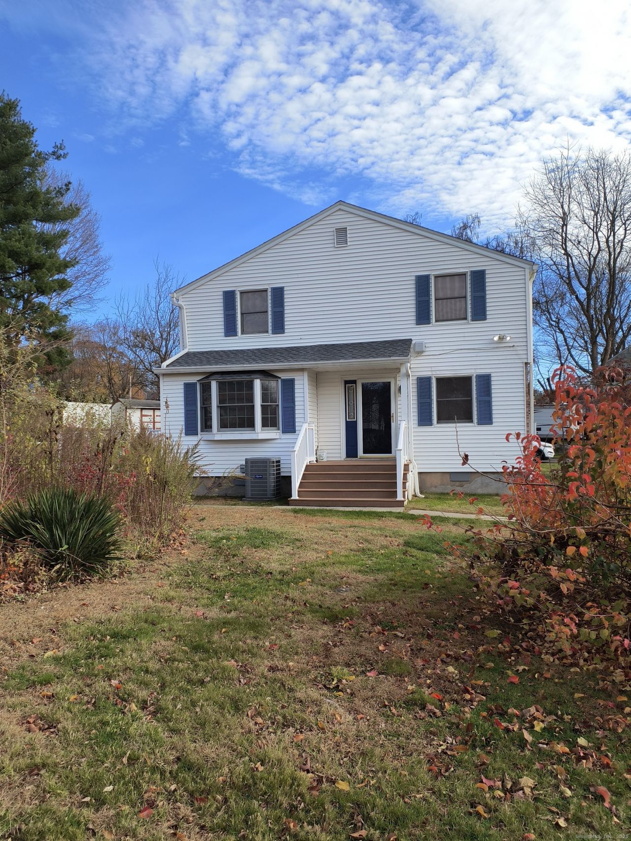28 Mclaughlin, Derby, CT 06418 Main Photo
