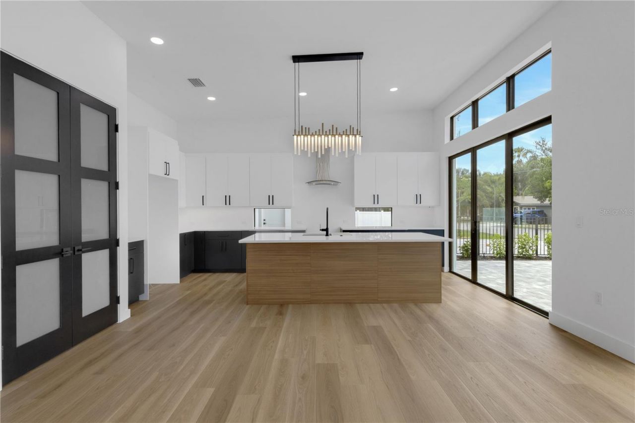 2079 Hibiscus Street, Sarasota, FL 34239 Photo
