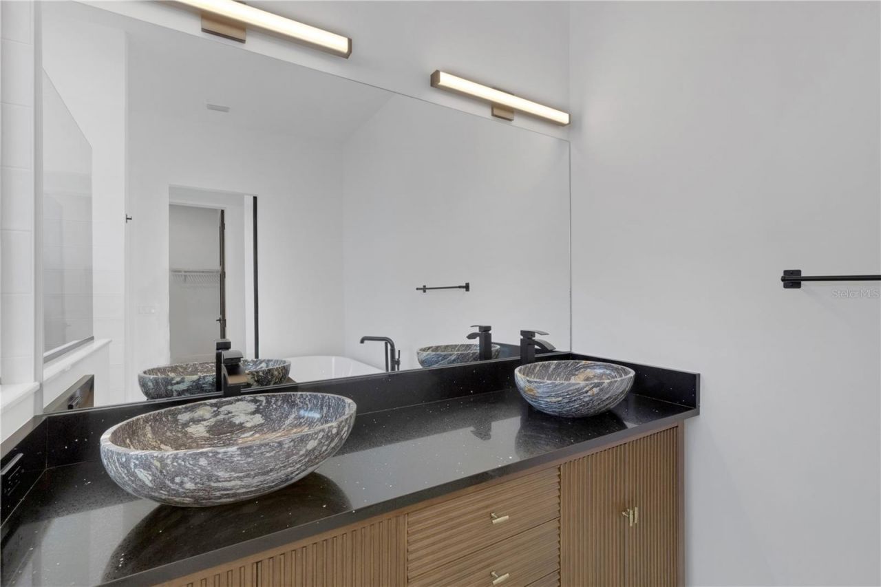 2079 Hibiscus Street, Sarasota, FL 34239 Photo