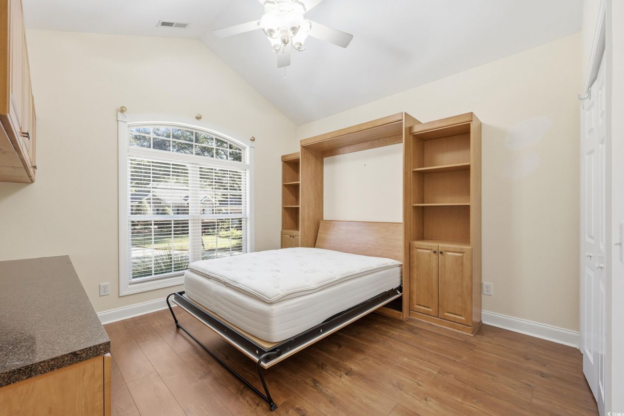 36 Montrose Ln. Photo 17