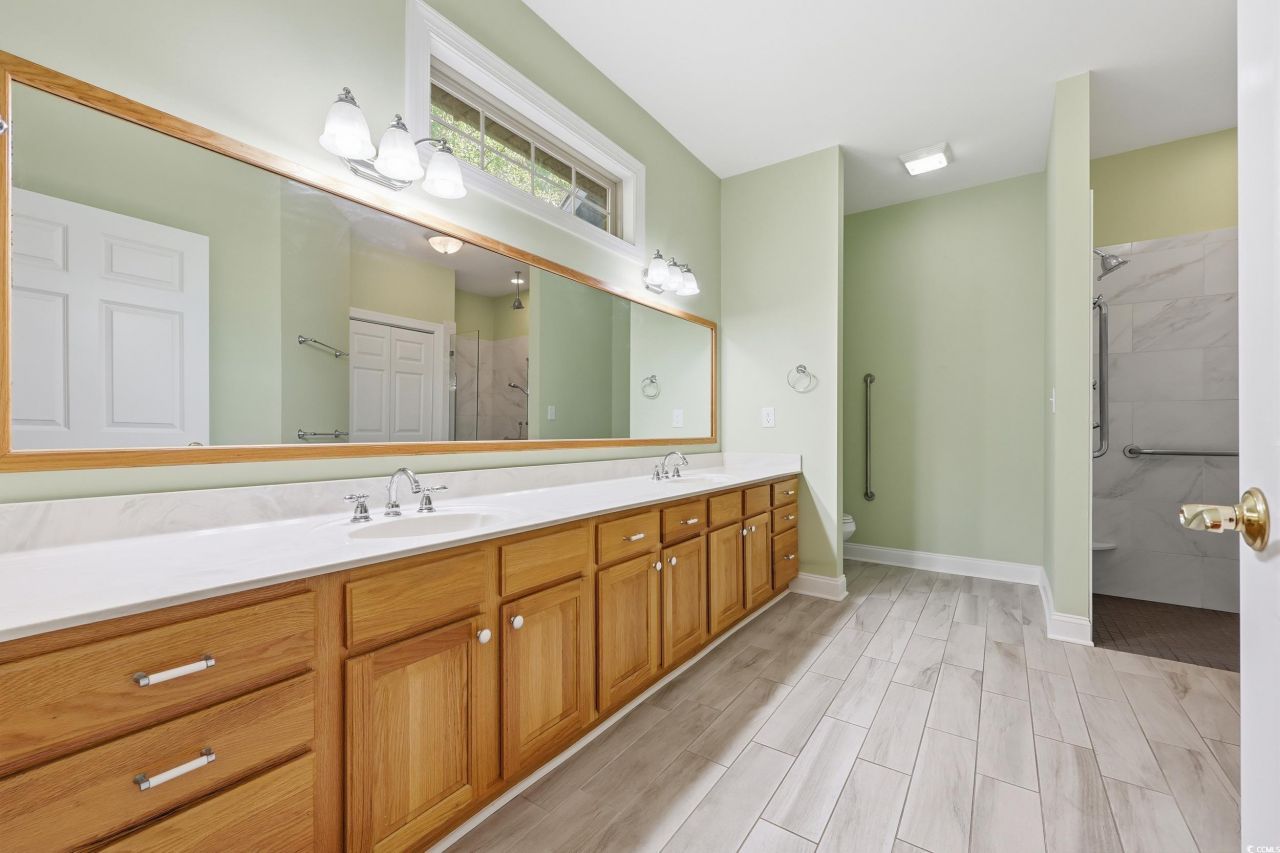 36 Montrose Ln. Photo 24