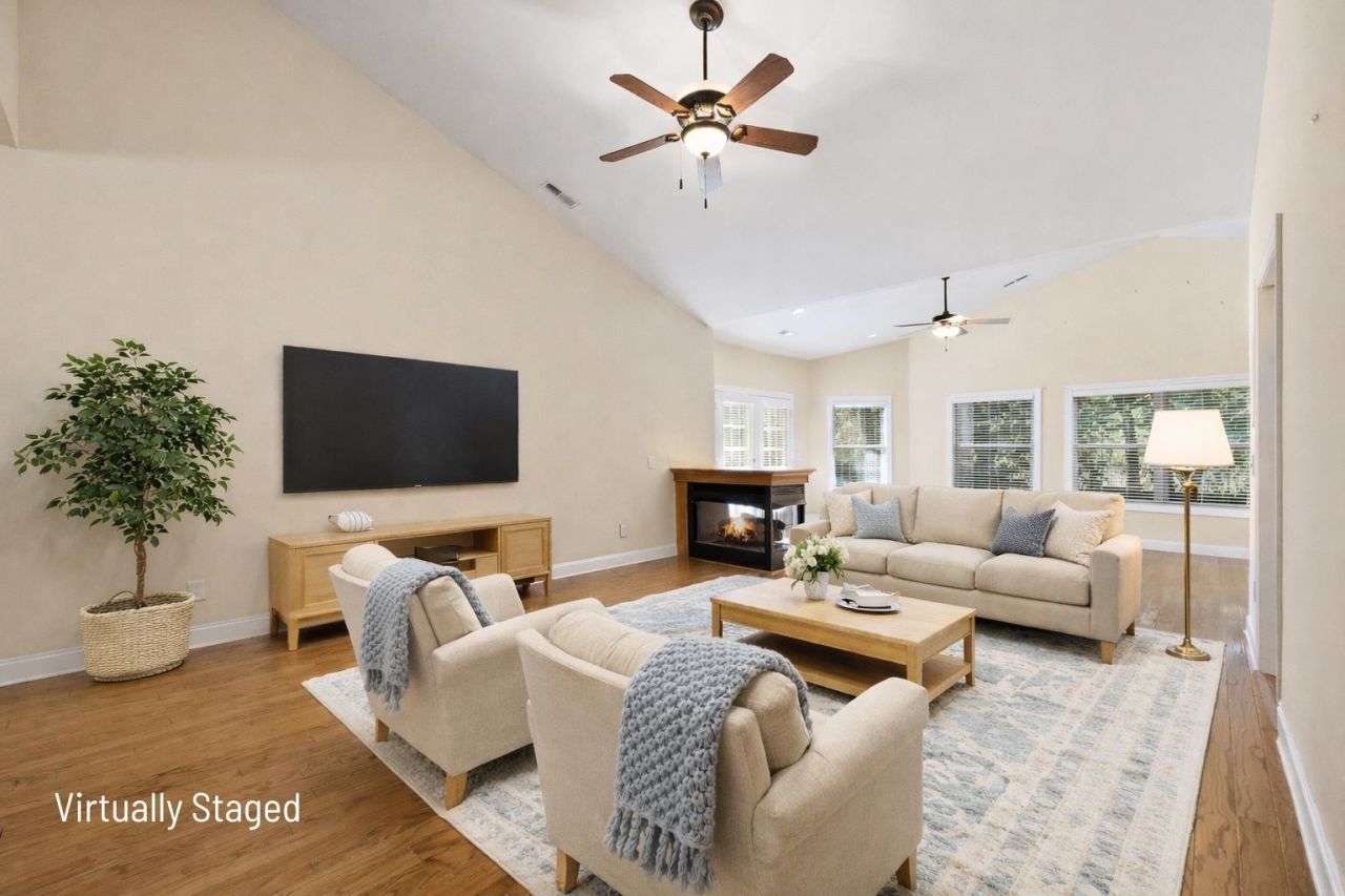 36 Montrose Ln. Photo 4