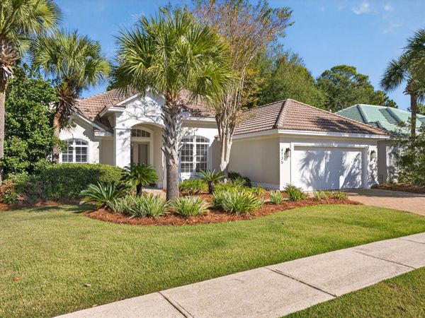 4735 Papaya Park, Destin, FL 32541