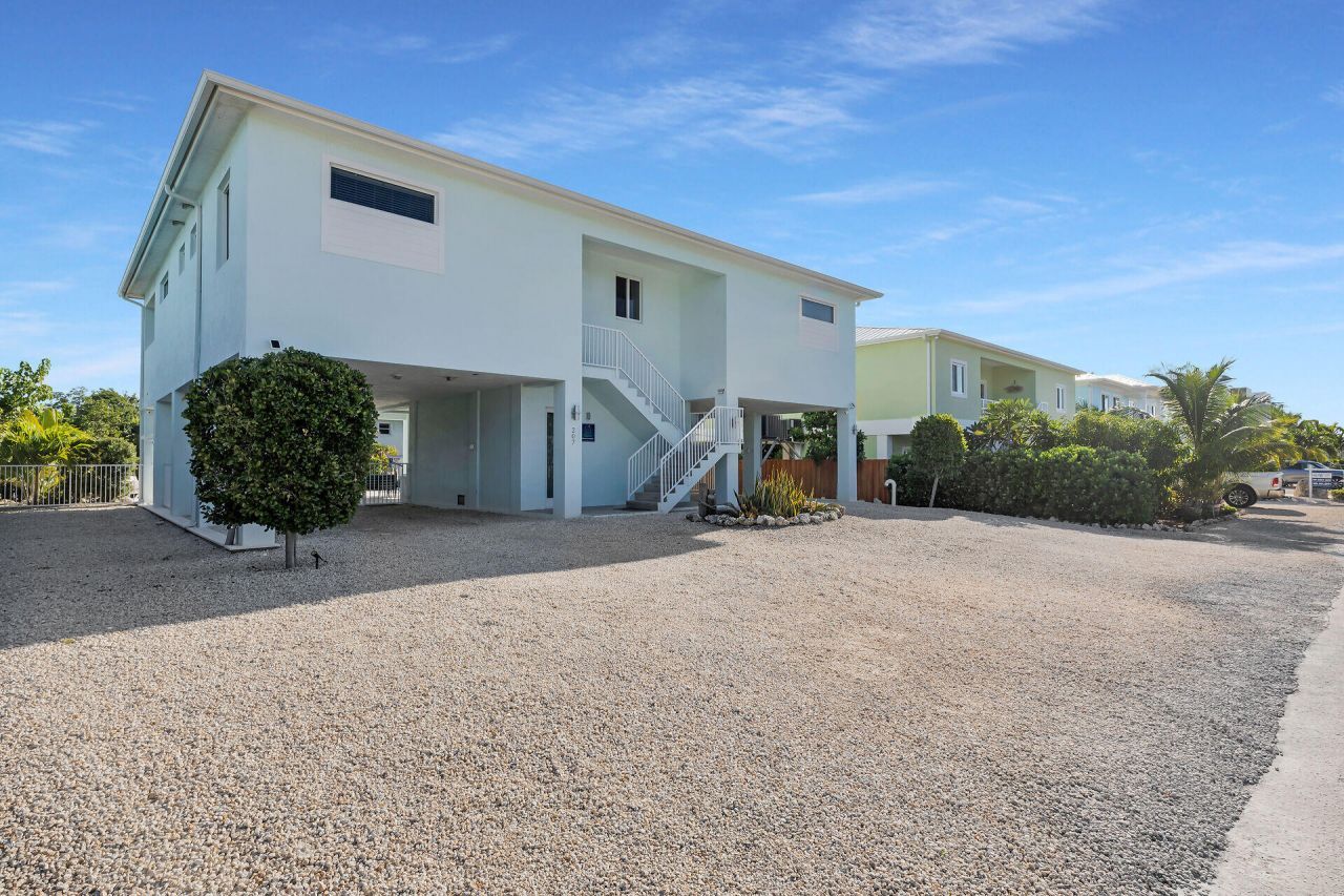 207 E Bruce Court, Marathon, FL 33050 Photo