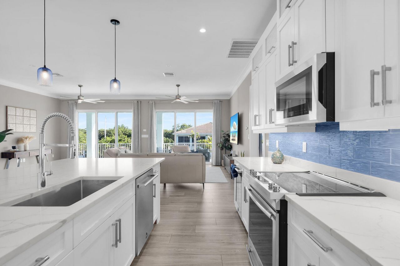 207 E Bruce Court, Marathon, FL 33050 Photo