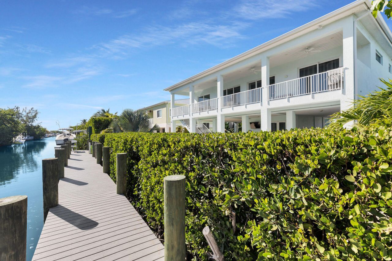 207 E Bruce Court, Marathon, FL 33050 Photo