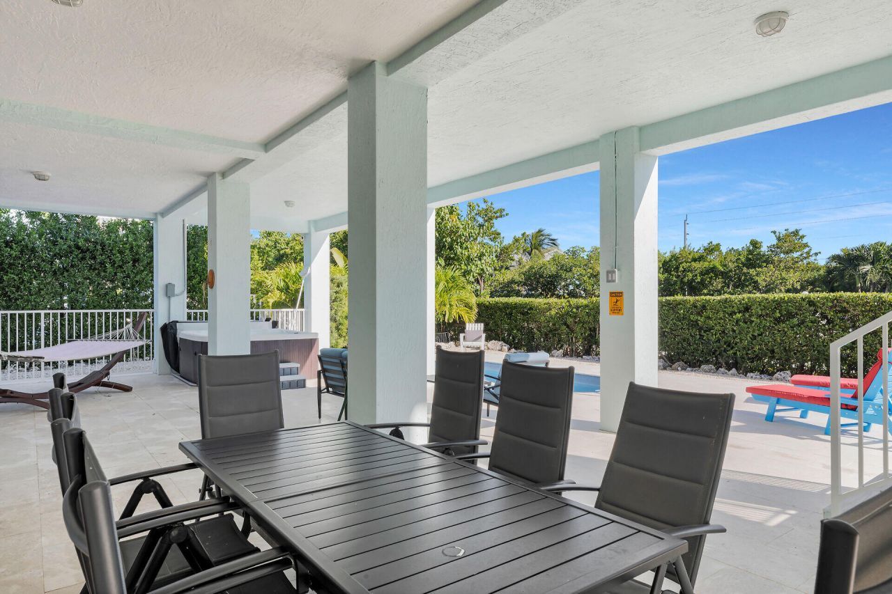 207 E Bruce Court, Marathon, FL 33050 Photo