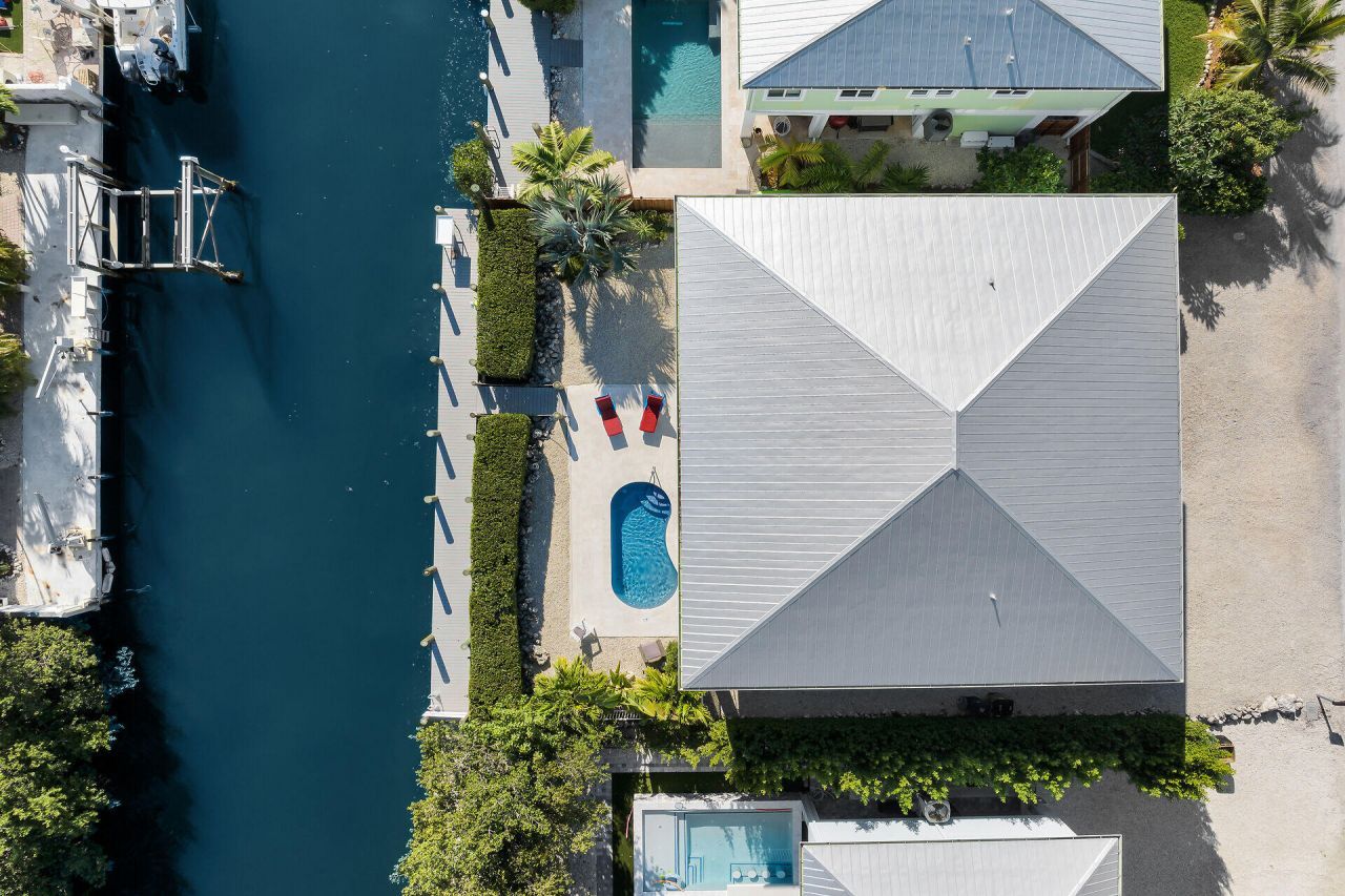 207 E Bruce Court, Marathon, FL 33050 Photo