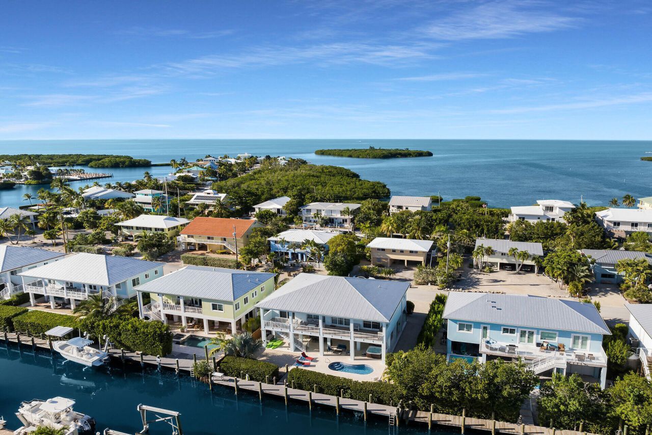 207 E Bruce Court, Marathon, FL 33050 Photo