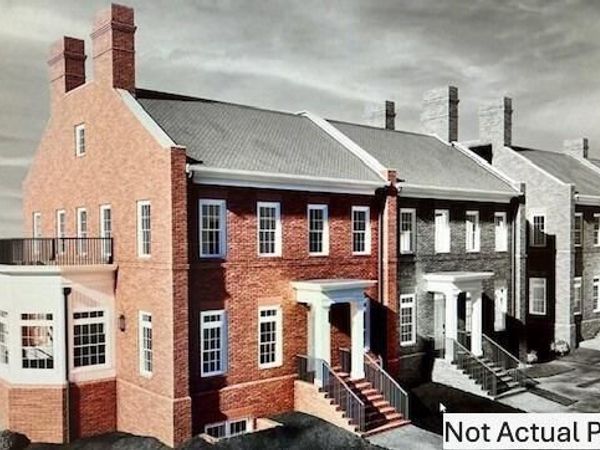 14 Richmond Square , New Albany, OH 43054