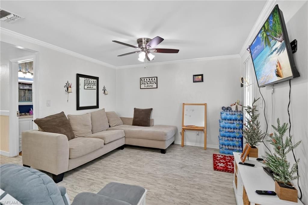 5 Pinewood Blvd, Lehigh Acres, FL 33936 Photo