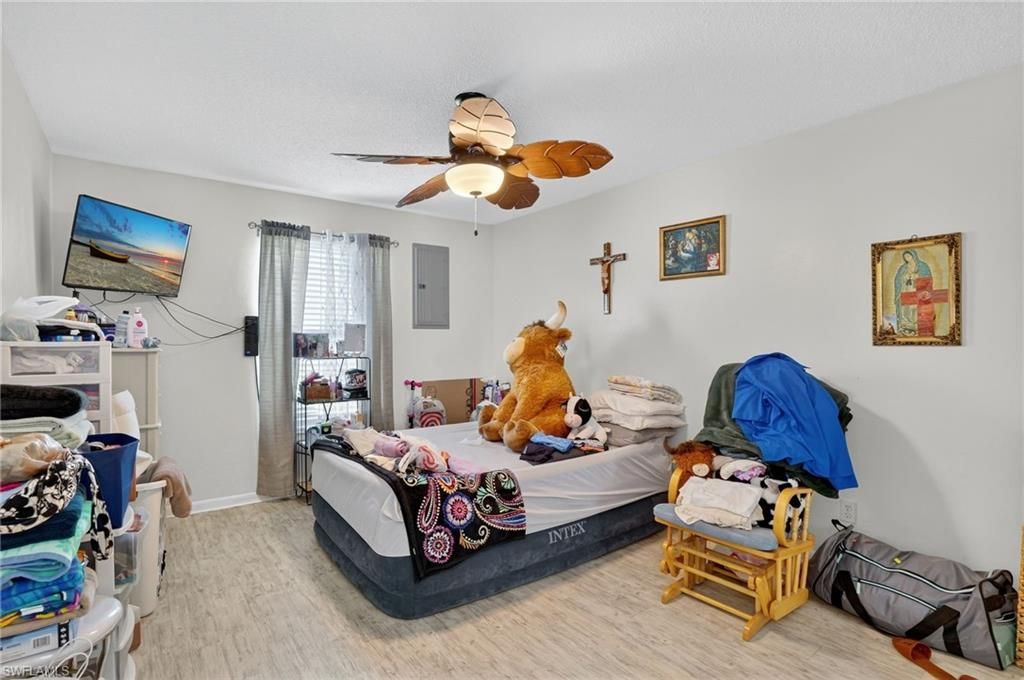 5 Pinewood Blvd, Lehigh Acres, FL 33936 Photo