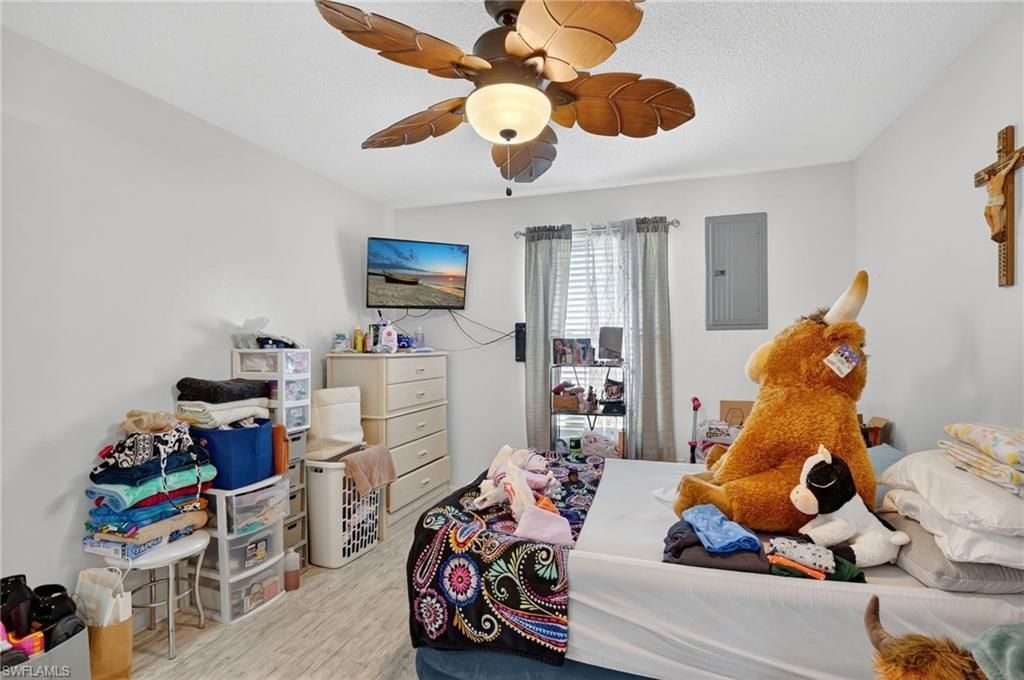 5 Pinewood Blvd, Lehigh Acres, FL 33936 Photo