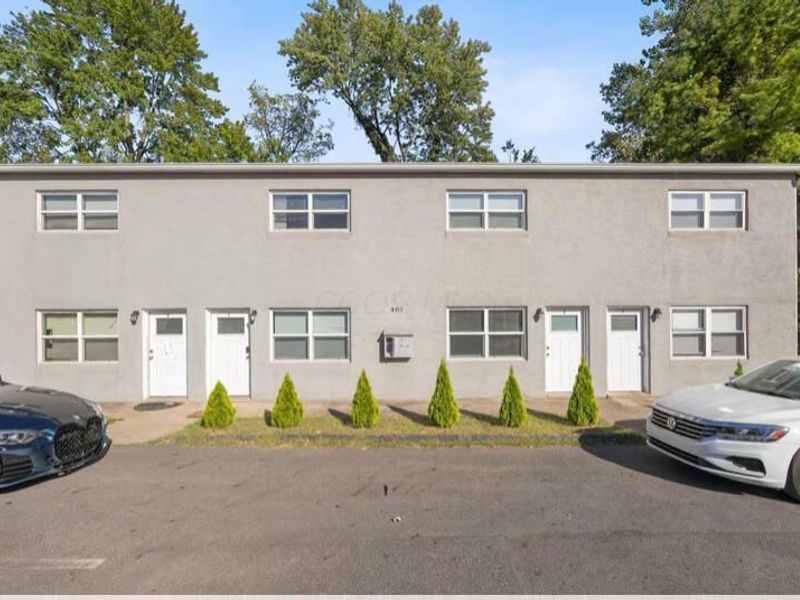 464 E Norwich Avenue, Unit 464 D, Columbus, OH 43201 Photo 2