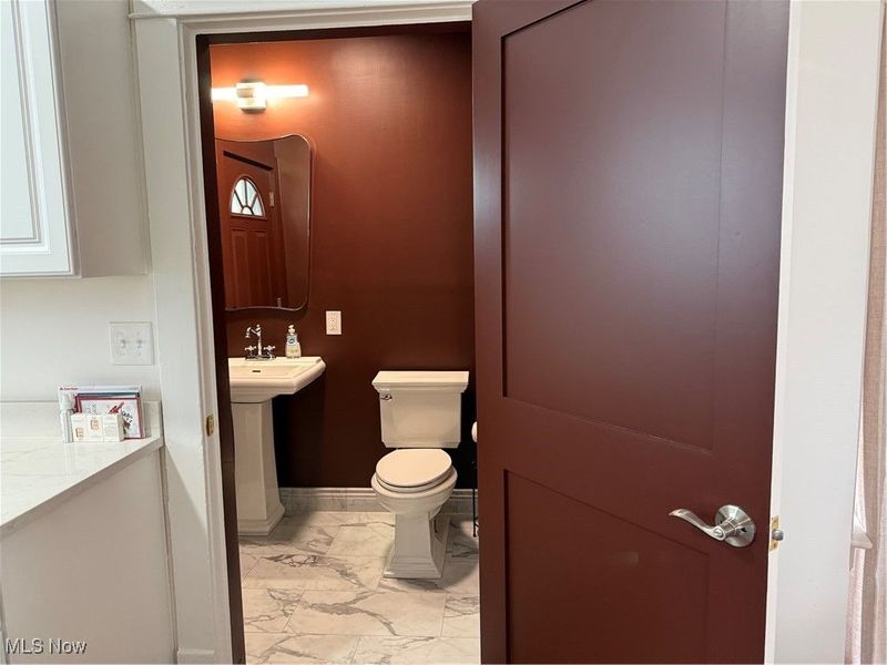 1320 W 108th Street, Cleveland, OH 44102 Photo 17