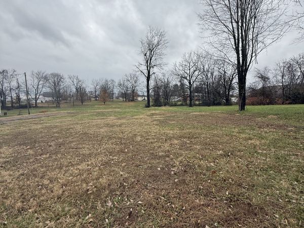 217 Church St, Lafayette, TN 37083