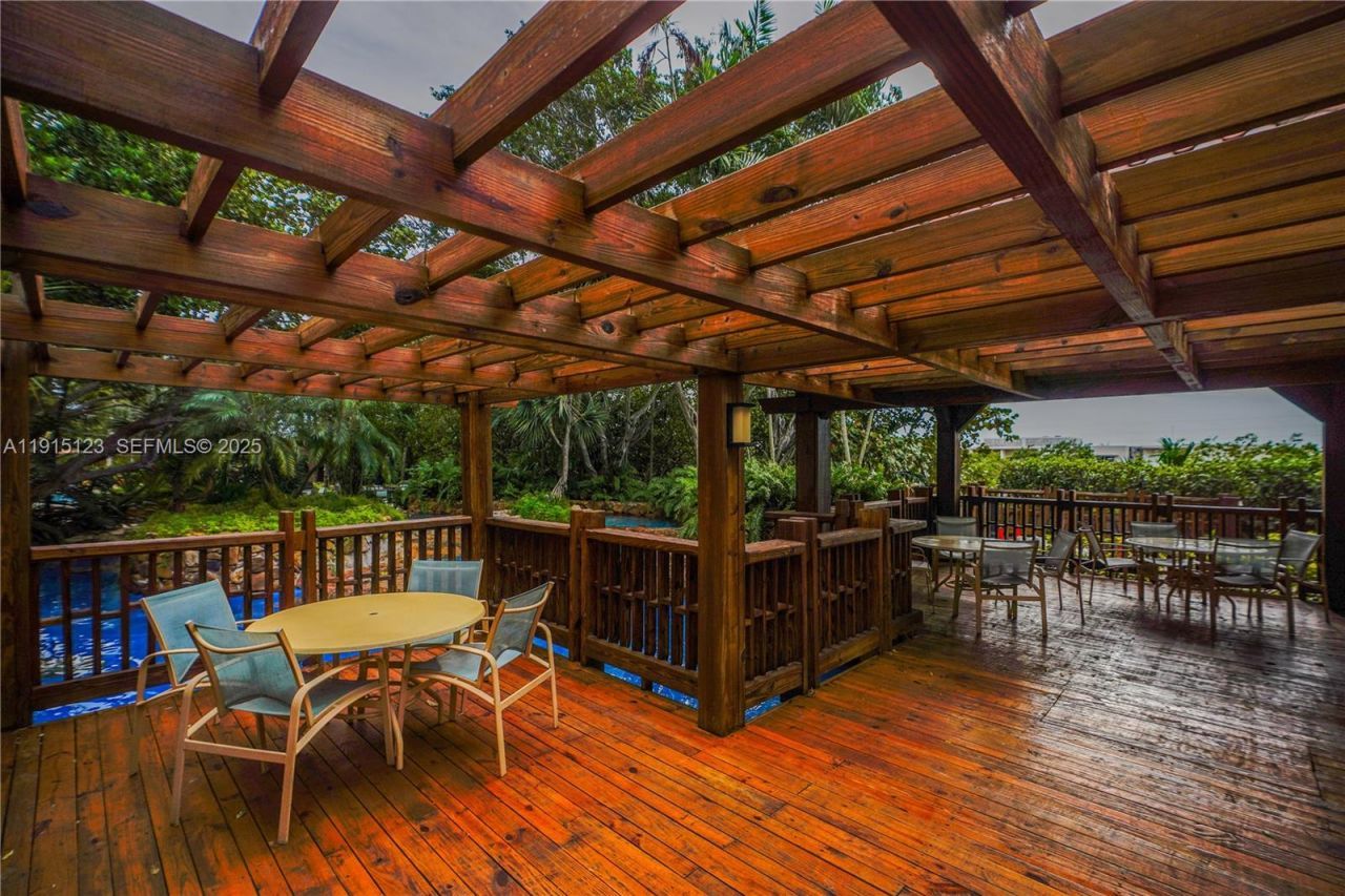 2000 Towerside Ter, Unit 301, Miami, FL 33138 Photo