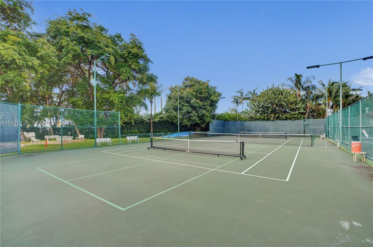 2000 Towerside Ter, Unit 301, Miami, FL 33138 Photo