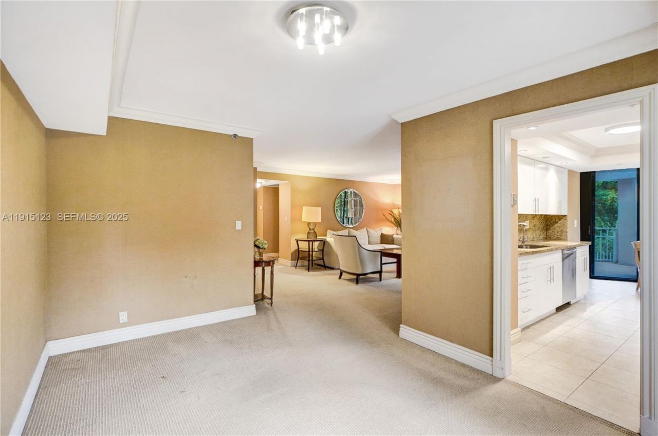 2000 Towerside Ter, Unit 301, Miami, FL 33138 Photo