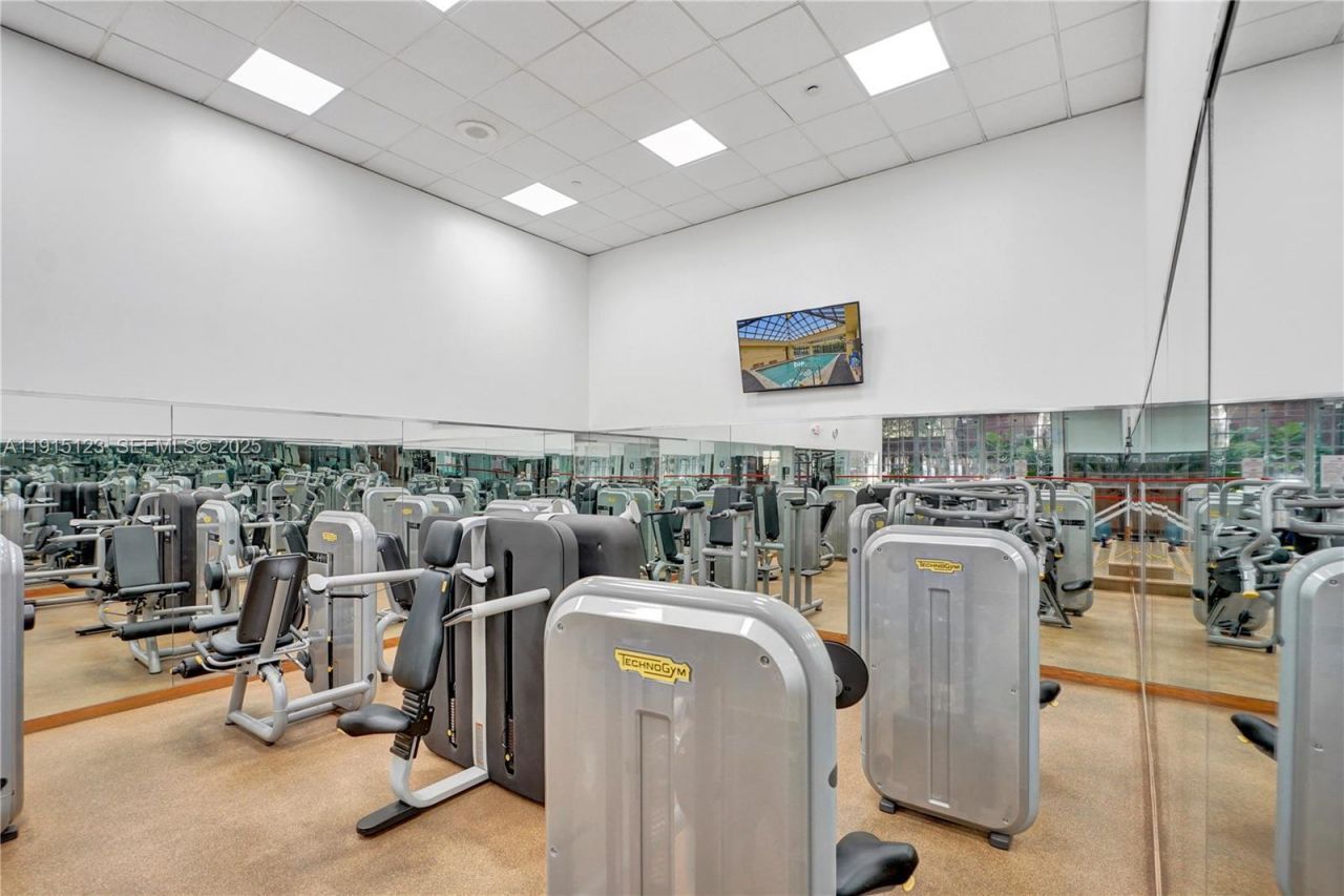 2000 Towerside Ter, Unit 301, Miami, FL 33138 Photo