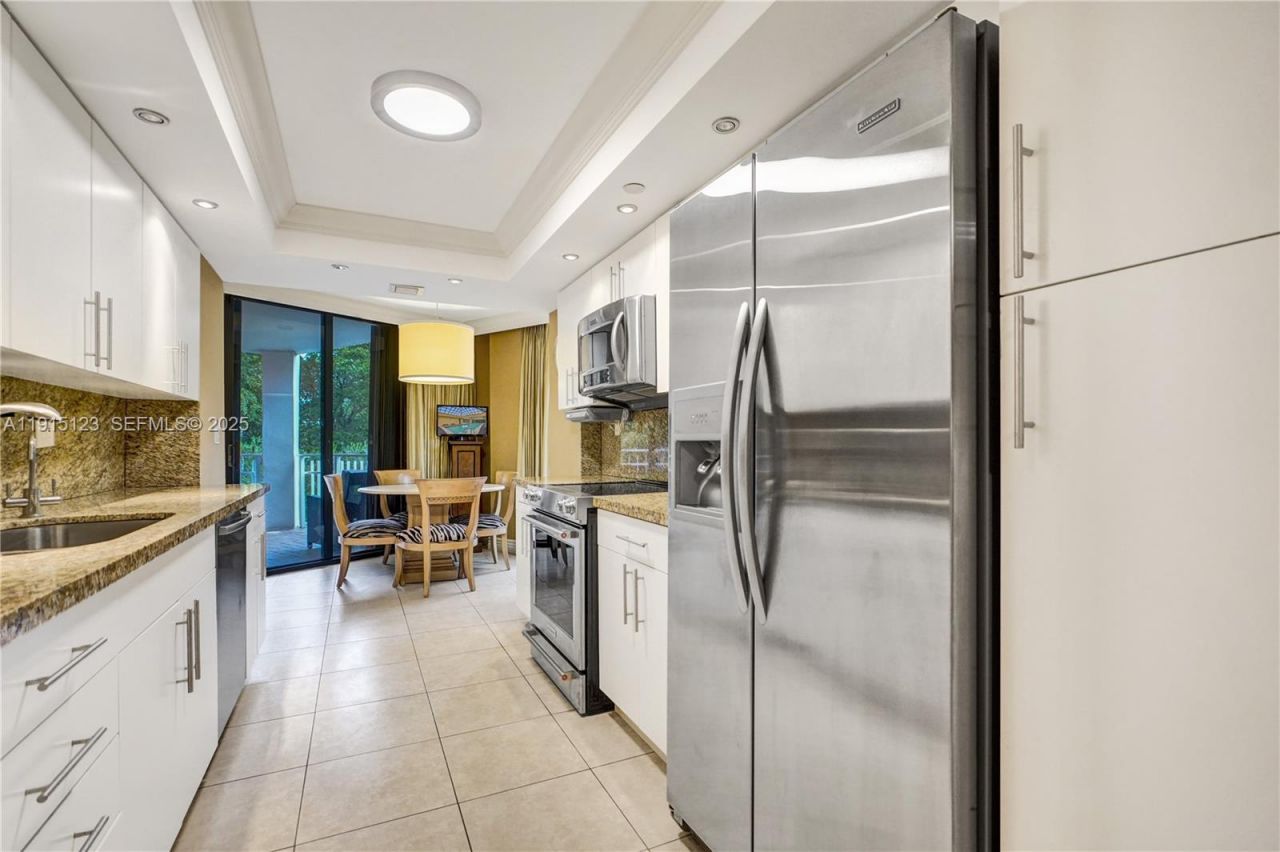 2000 Towerside Ter, Unit 301, Miami, FL 33138 Photo