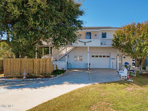 102 Freeman Lane, Atlantic Beach, NC 28512