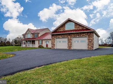 130 TROXEL ROAD, SHOEMAKERSVILLE, PA 19555