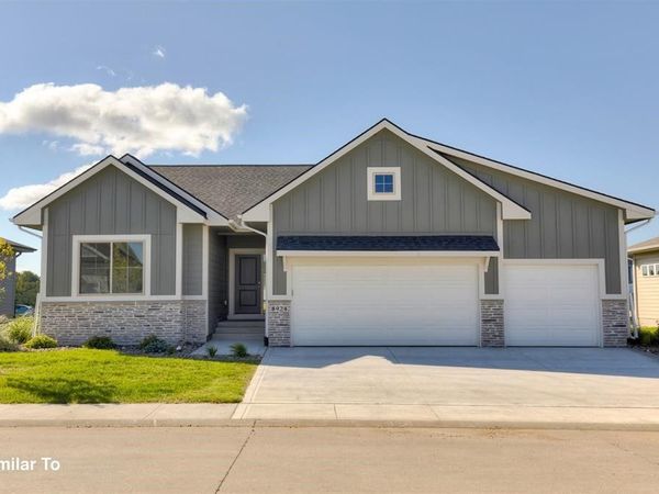 8905 Beery Place, Johnston, IA 50131