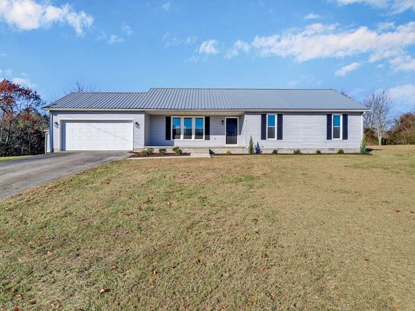 250 Skyline Dr , Jamestown, TN 38556