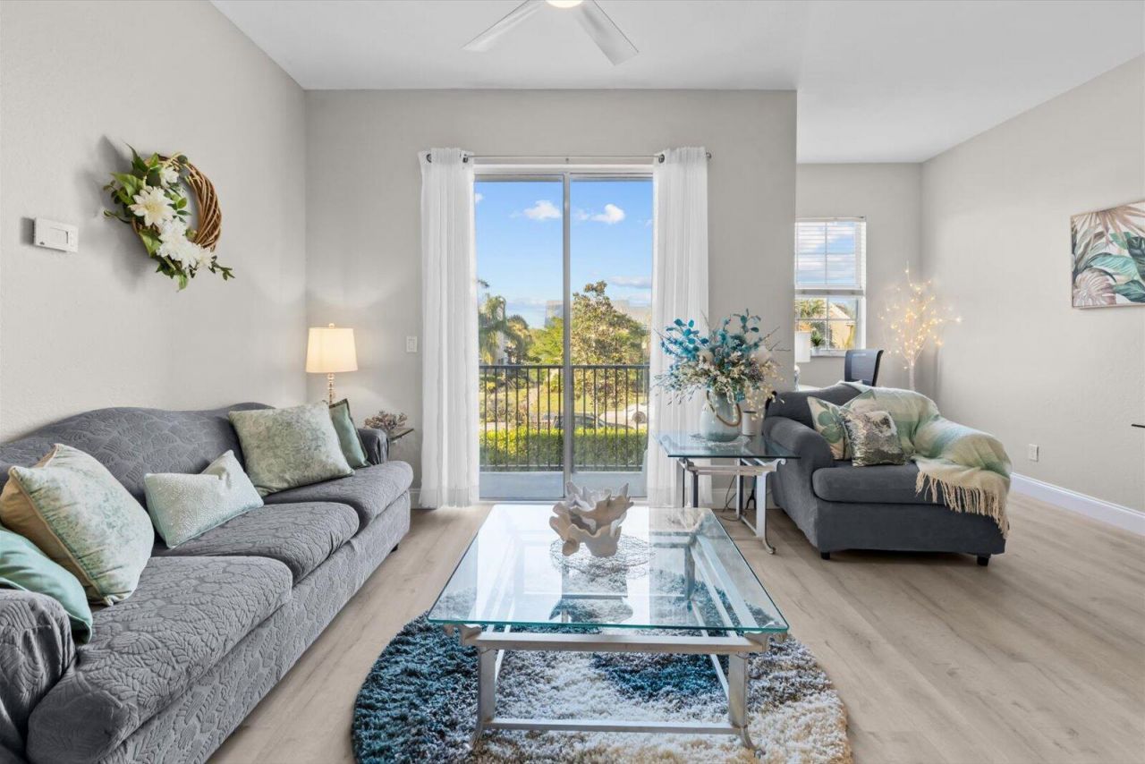 10480 SW Stephanie Way, Unit 3-206, Port Saint Lucie, FL 34987 Photo