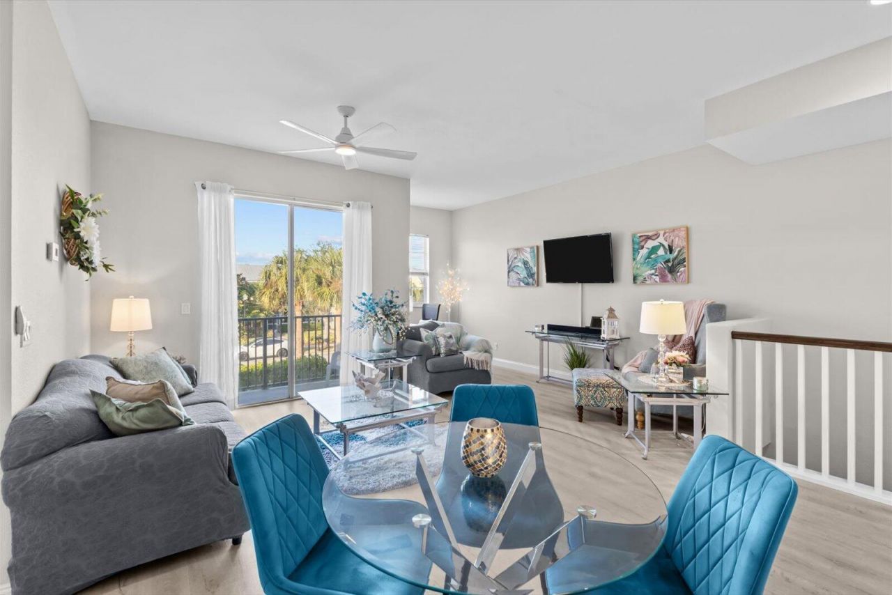 10480 SW Stephanie Way, Unit 3-206, Port Saint Lucie, FL 34987 Photo