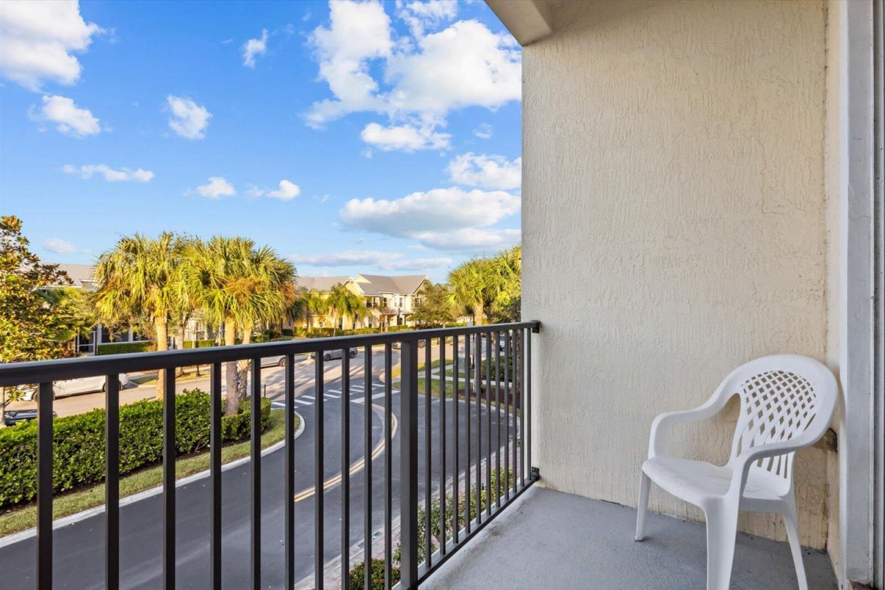 10480 SW Stephanie Way, Unit 3-206, Port Saint Lucie, FL 34987 Photo