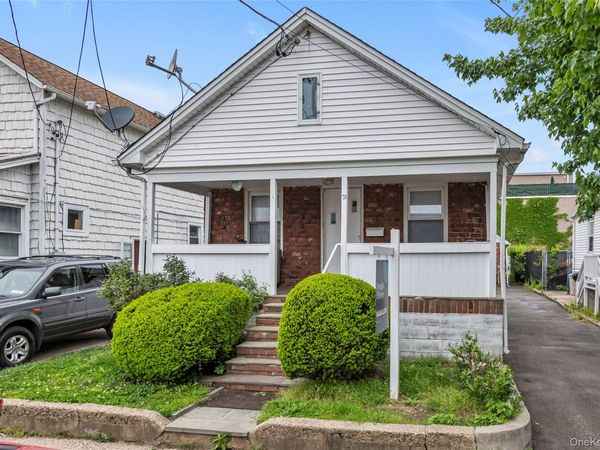 21 Beechwood Avenue, Port Washington, NY 11050