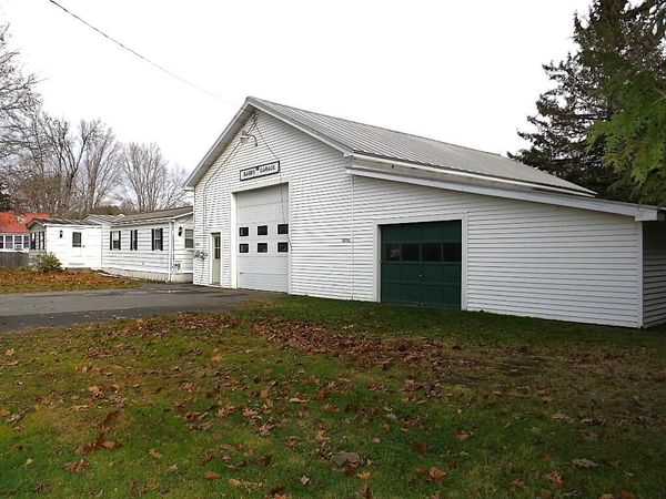 367 Main Street, Vassalboro, ME 04989