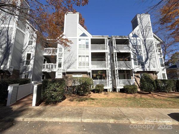 2518 Cranbrook Lane, Unit 4, Charlotte, NC 28207